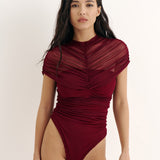 Боді-бандо з сітки з драпіровкою на плечах бургунді