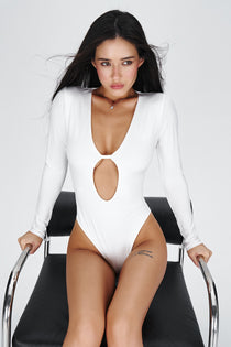 Oval neckline bodysuit in Milk, photo 1