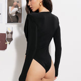 Боді з вирізом і драпірованим коміром чорний