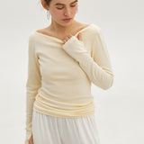 Longsleeve with a boat neckline in Butter Yellow