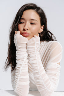 Mesh ruched sleeves in Milk, photo 1